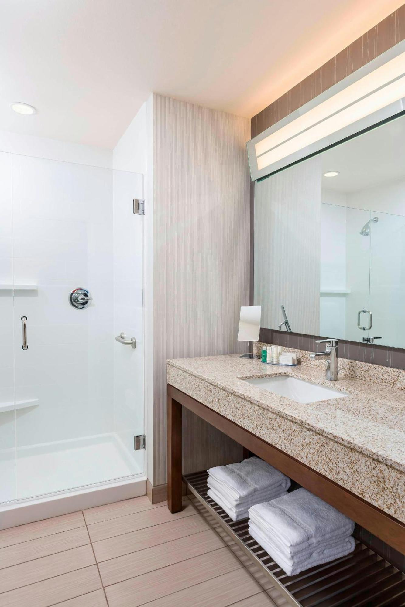 Courtyard By Marriott Stafford Quantico Hotel Triangle Exterior photo