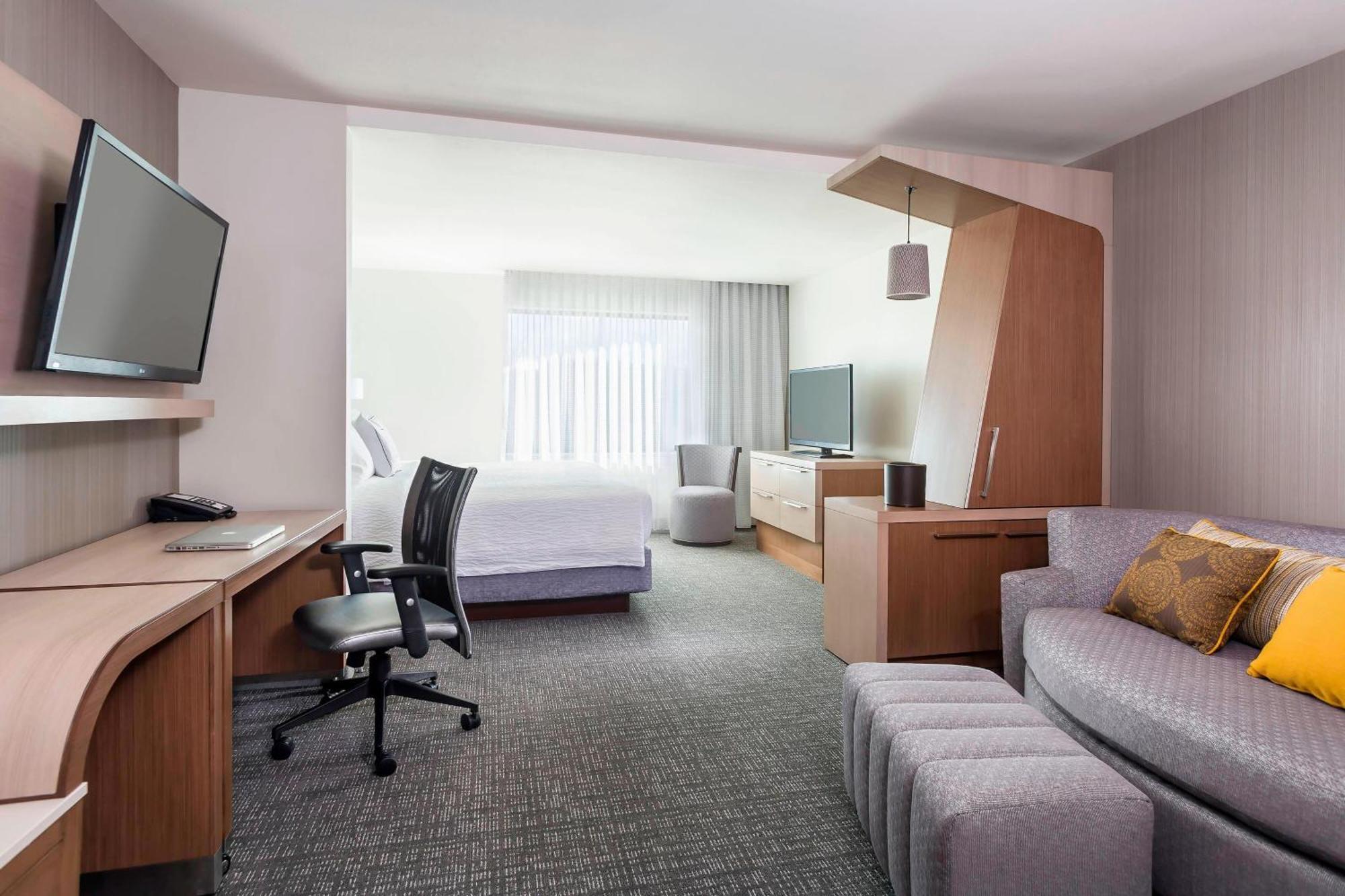 Courtyard By Marriott Stafford Quantico Hotel Triangle Exterior photo