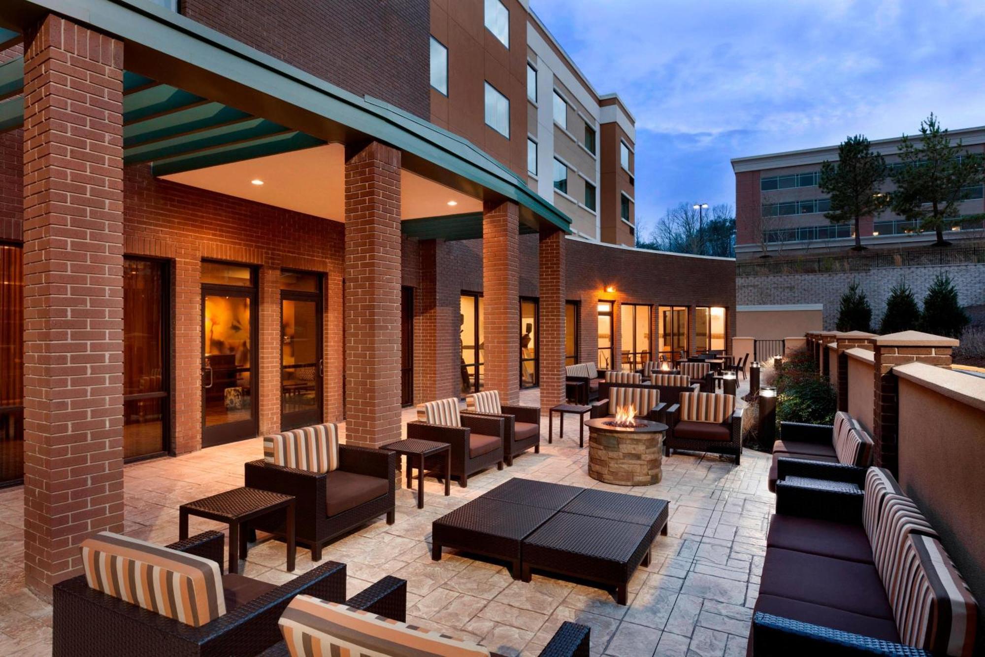 Courtyard By Marriott Stafford Quantico Hotel Triangle Exterior photo